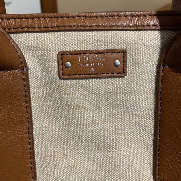 Fossil Tote - Picture 6 of 7